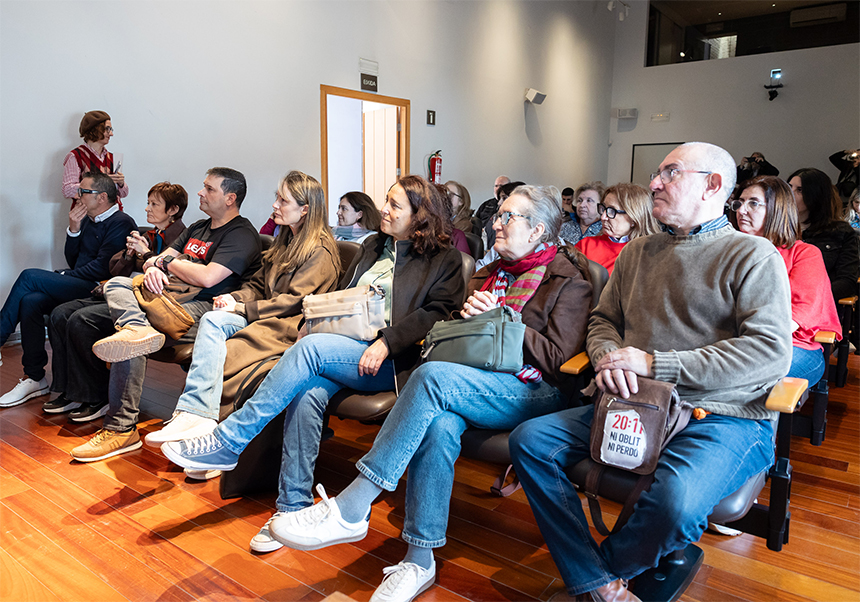 La UV i la Mancomunitat de l’Horta Sud van organitzar una jornada de visita als laboratoris del projecte